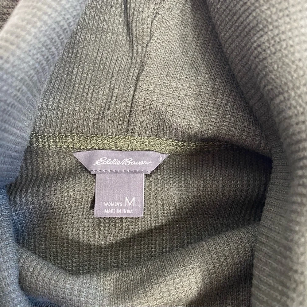 Eddie Bauer Women's Cowl Neck Shirt M Top EUC - Picture 9 of 12